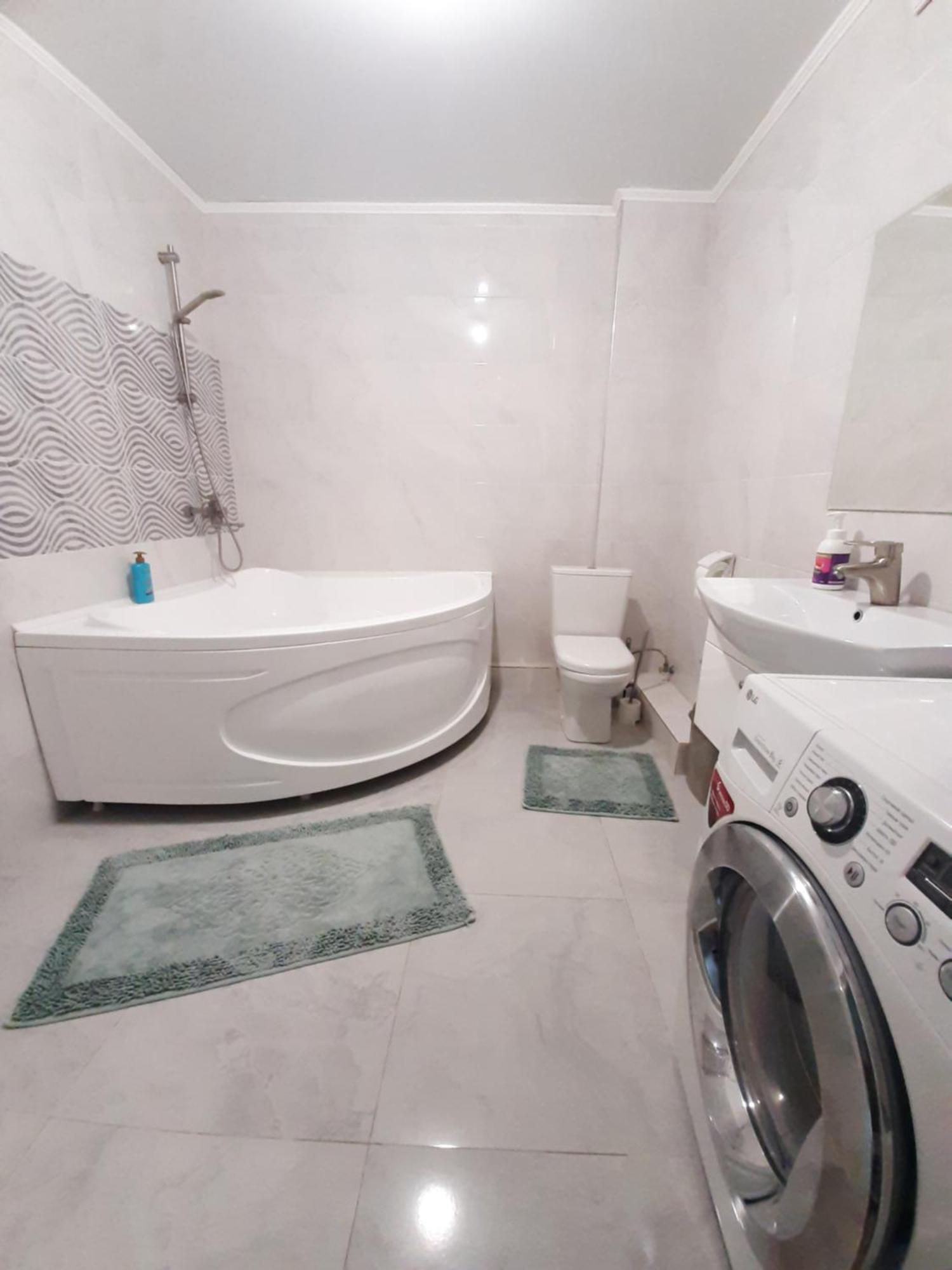 Comfortable Apartment Μπισκέκ Εξωτερικό φωτογραφία